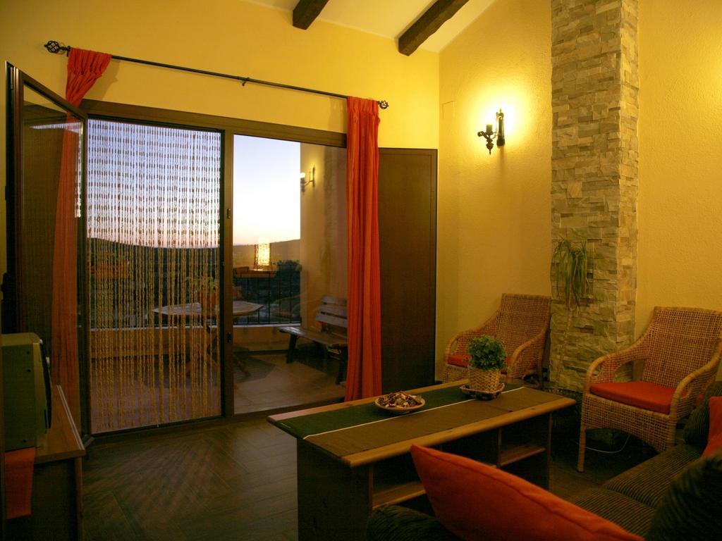 Casa Rural El Planet De Maella Casa Rural En Castellon Casa Rural Con Jacuzzi Casa Rural En Xert Casa Rural Cerca De Morella Chert 客房 照片